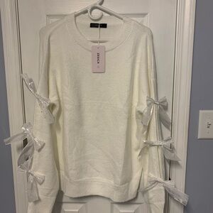 Zesica Women's Cream Bow Sleeve Sweater